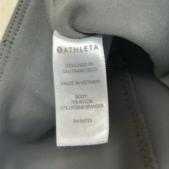 Athleta Stellar Crop Pant Olive Green with Front Zipper Pockets Size Medium - Picture 10 of 13